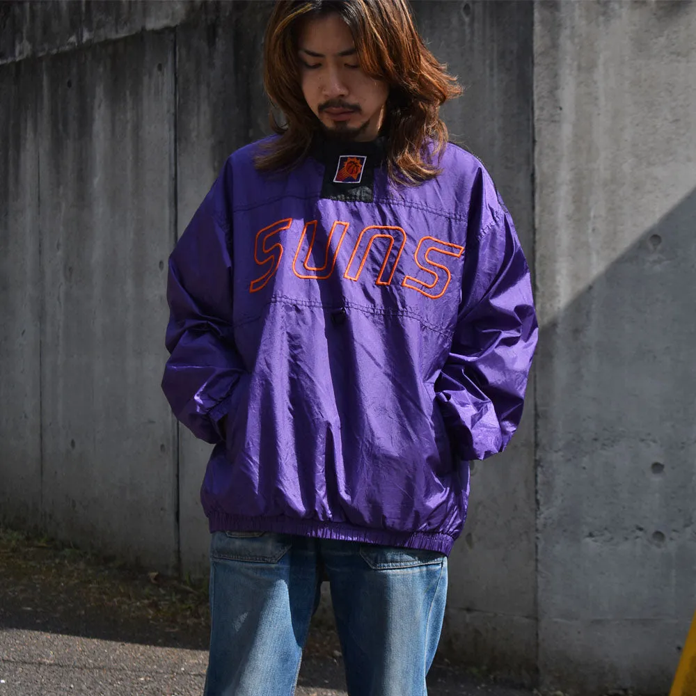 90's　FANS GEAR “NBA Phoenix Suns/フェニックス・サンズ” ナイロンプルオーバー　230412