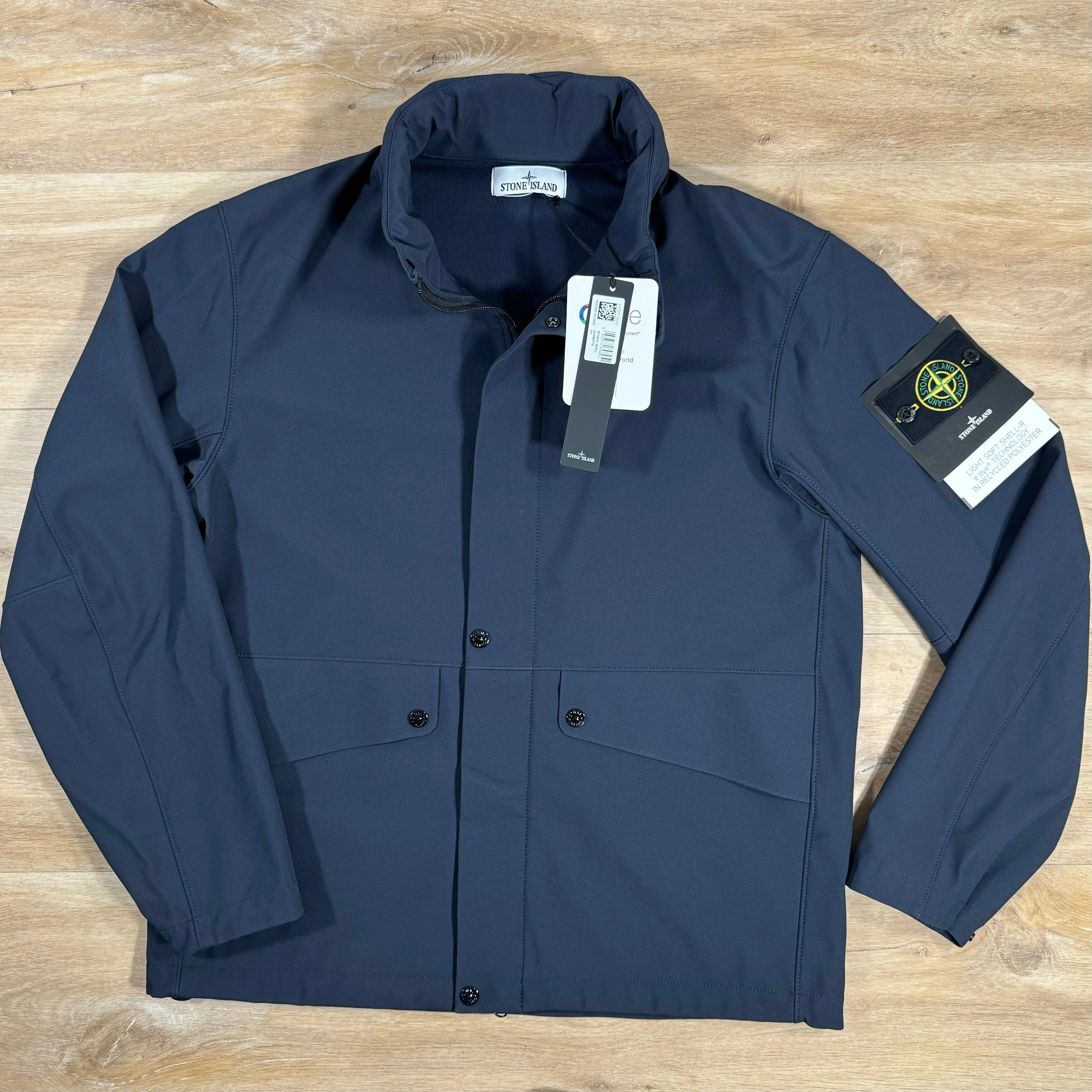 Stone Island Light Soft Shell-R Jacket in Navy