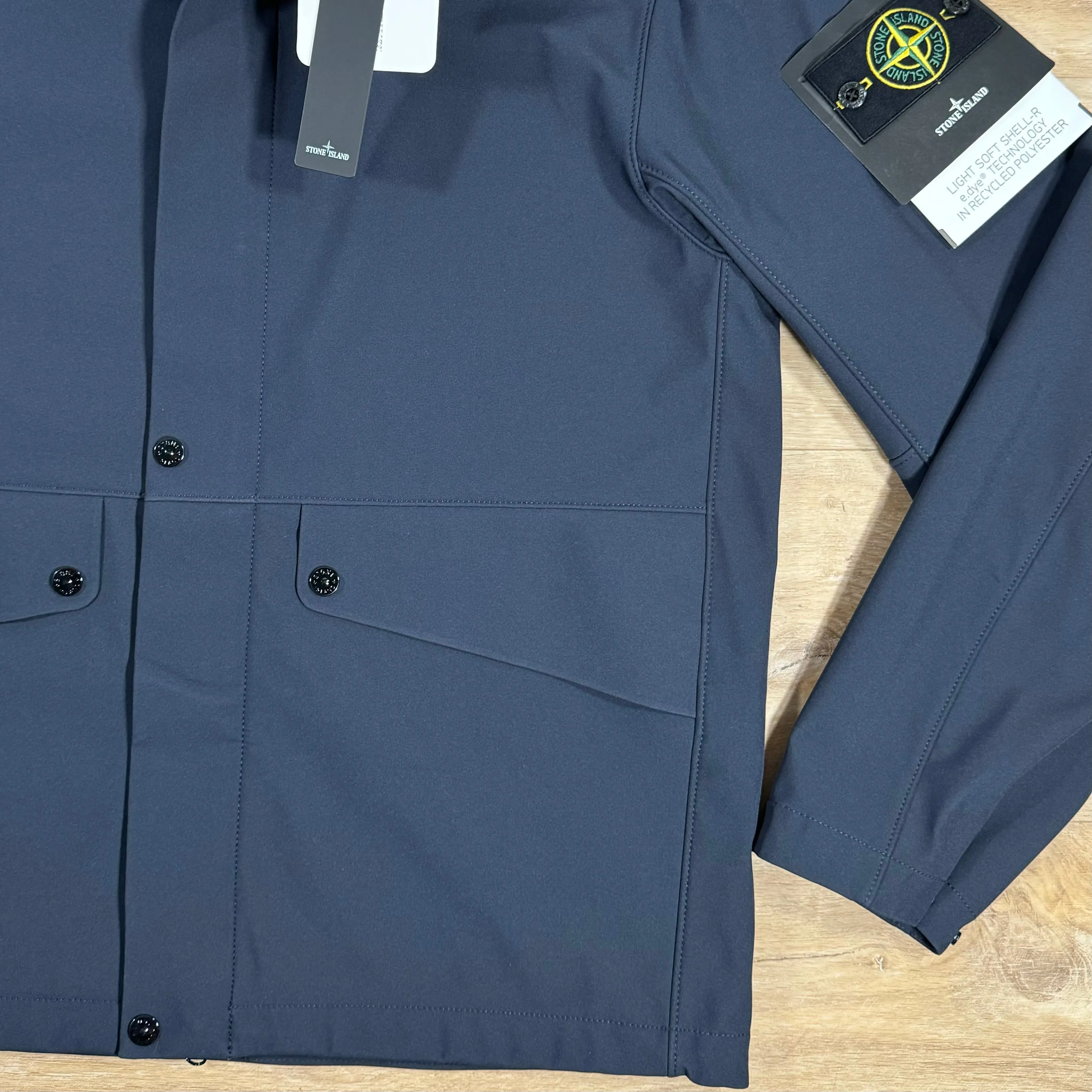 Stone Island Light Soft Shell-R Jacket in Navy